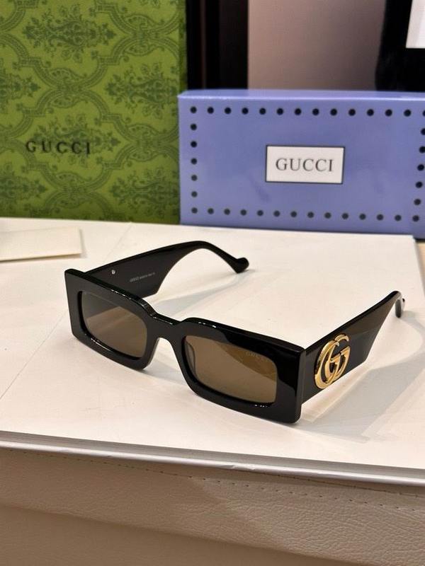 Gucci Sunglasses 539